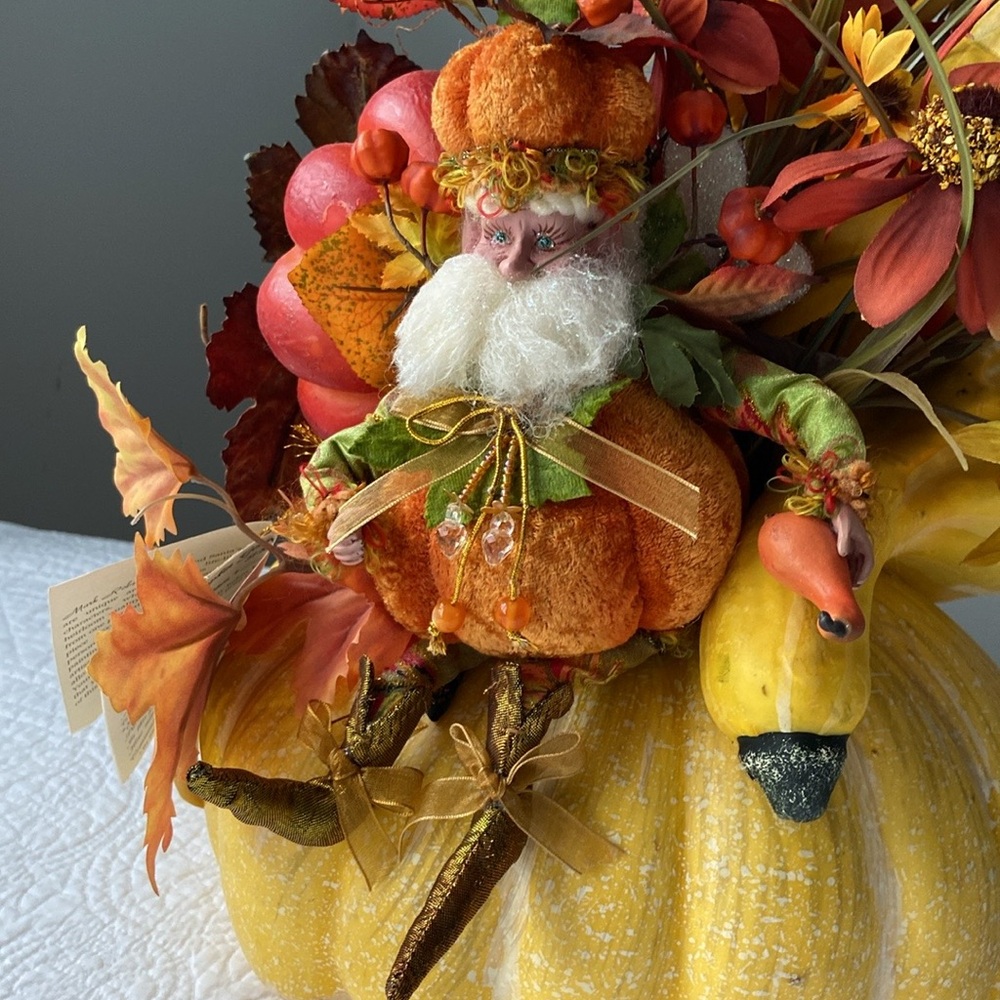 Mark Roberts Pumpkin Gourd Fairy Fall Bouquet Botanical Decor Limited Edition - Picture 3 of 15